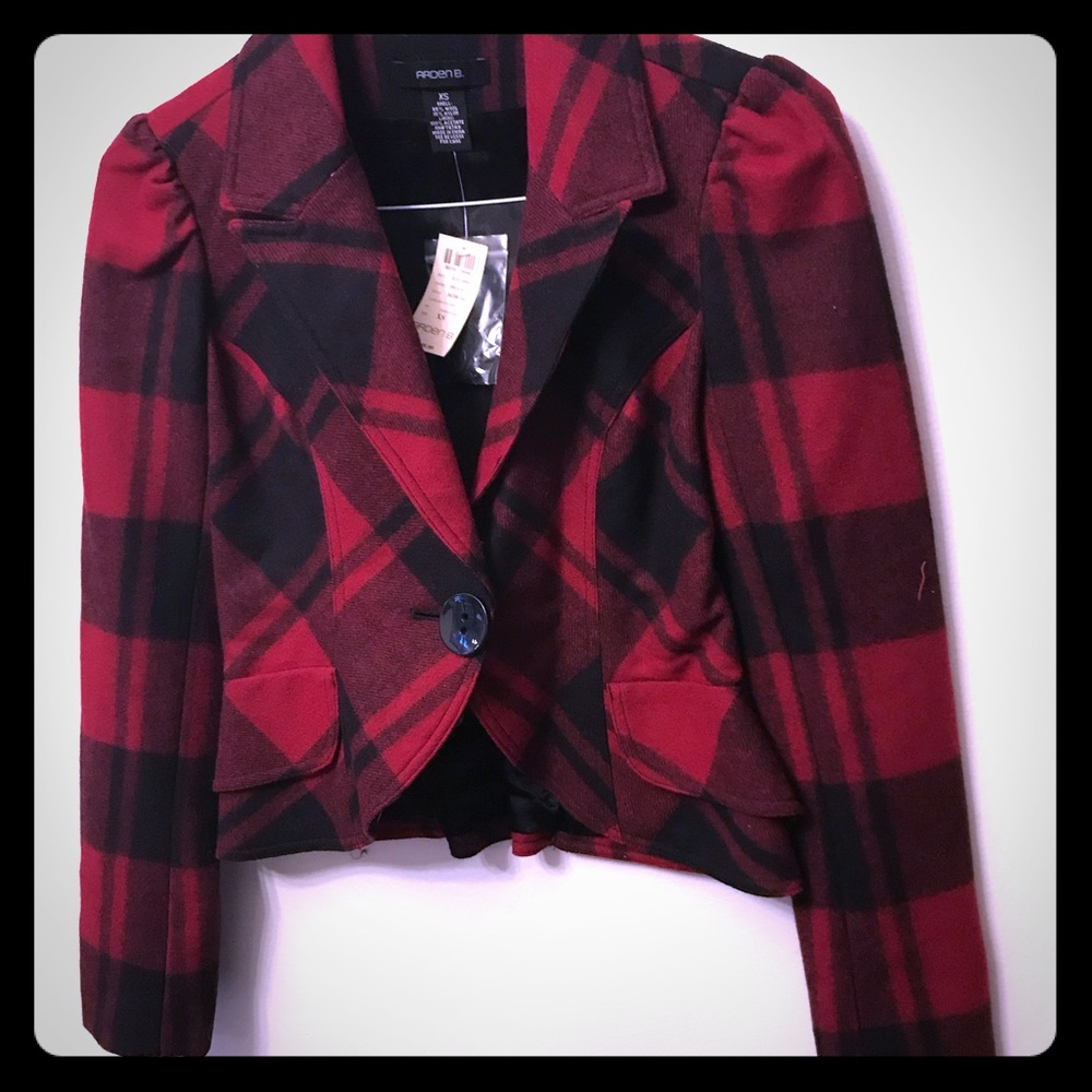 Red and black Blazer.